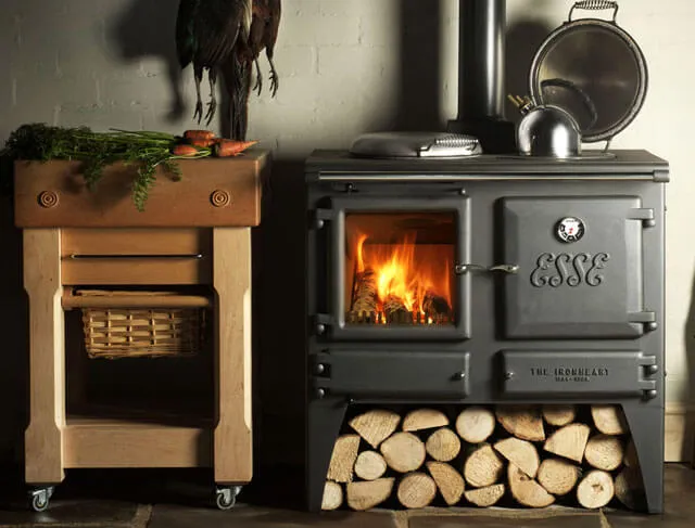 Печи на дровах длительного горения — тепло и комфорт в доме
