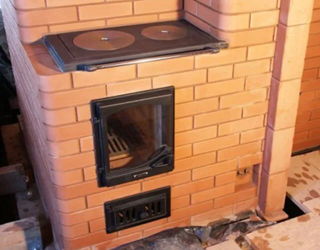 Кирпичная печь для дома